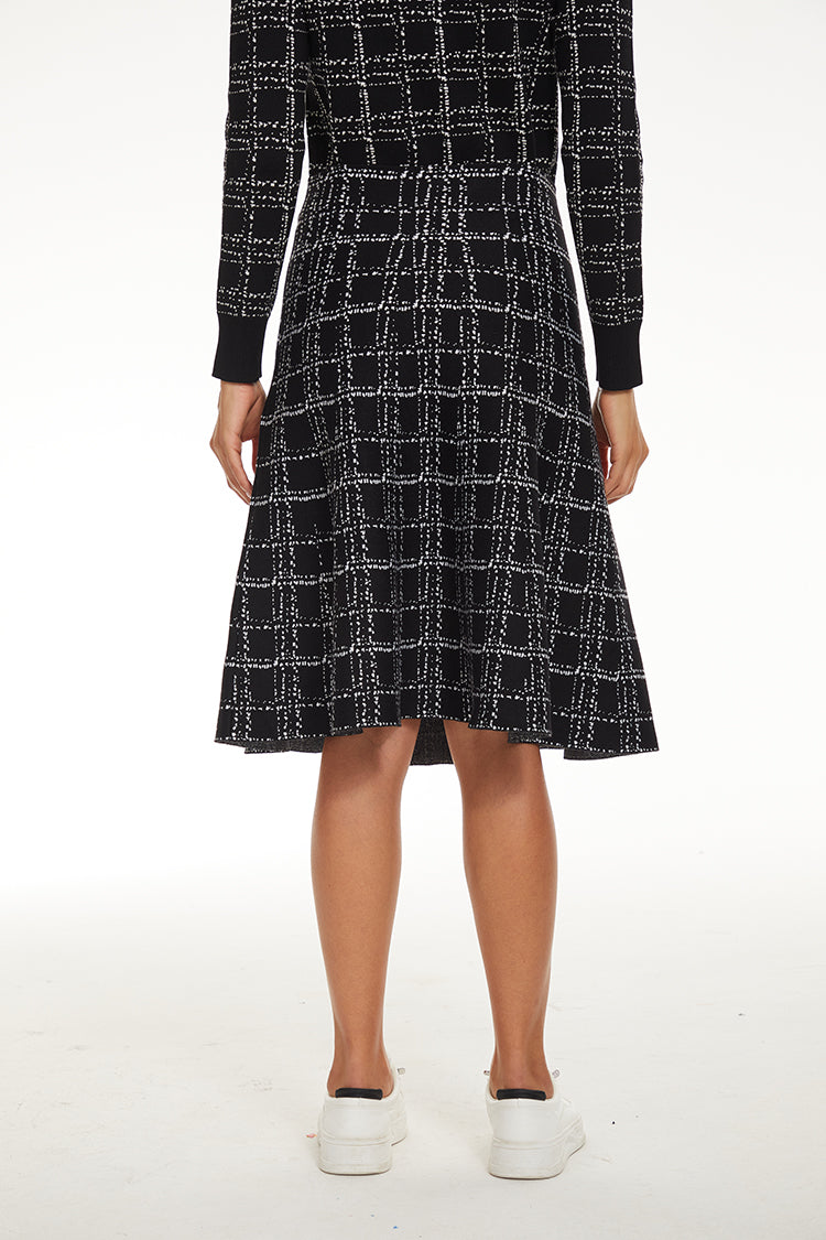 MM BLACK TWEED PRINT SWEATER