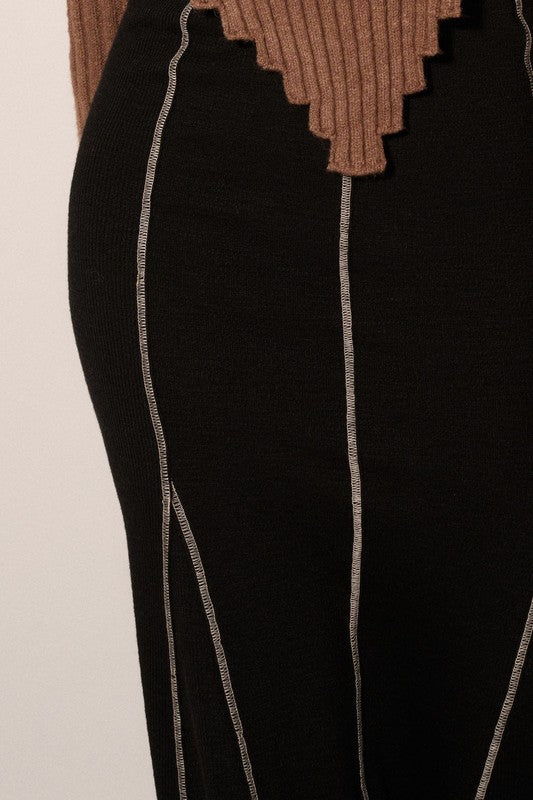 CONTRAST STITCHING SKIRT