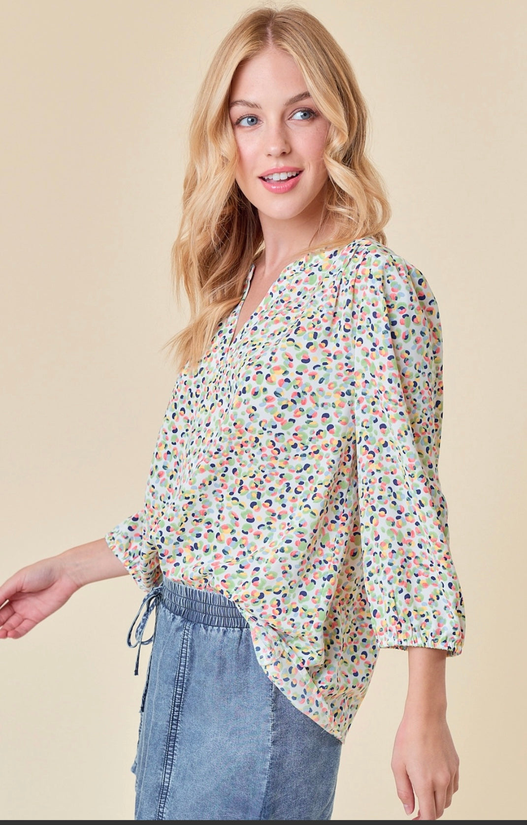 SPLIT V-NECK LINE SLEEVE PRINTED BLOUSE