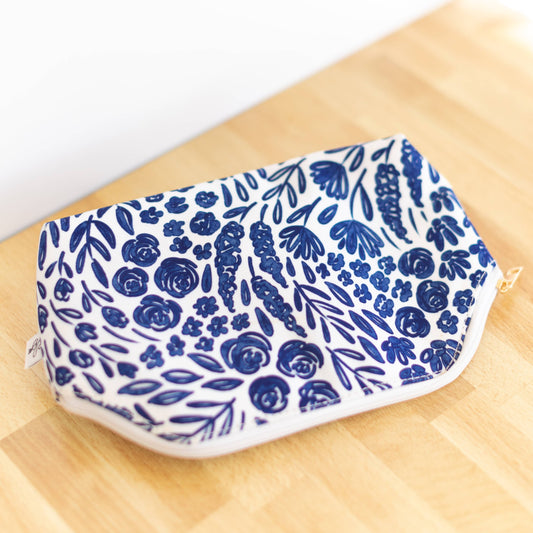 Porcelain Floral Zipper Pouch