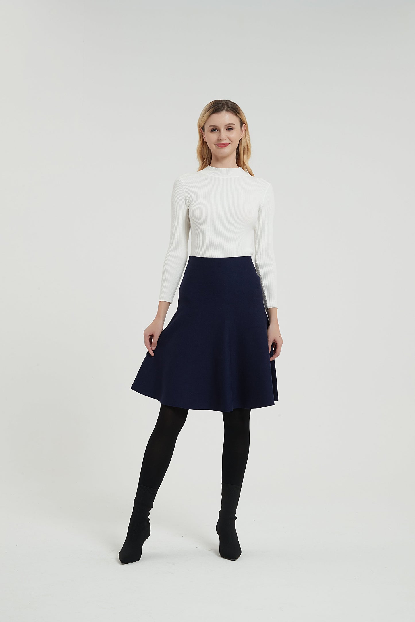 AMAZING MM SKIRT - YEAR ROUND NAVY