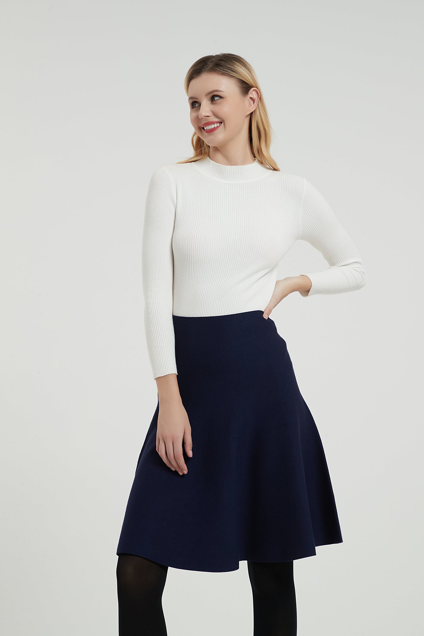 AMAZING MM SKIRT - YEAR ROUND NAVY