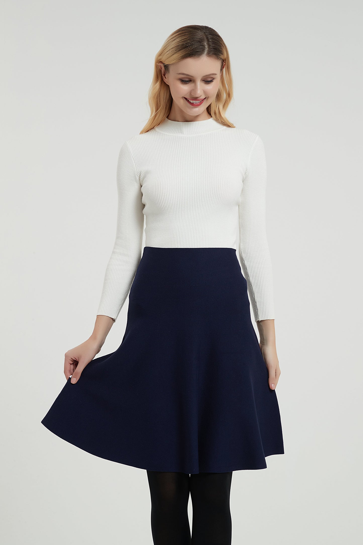 AMAZING MM SKIRT - YEAR ROUND NAVY