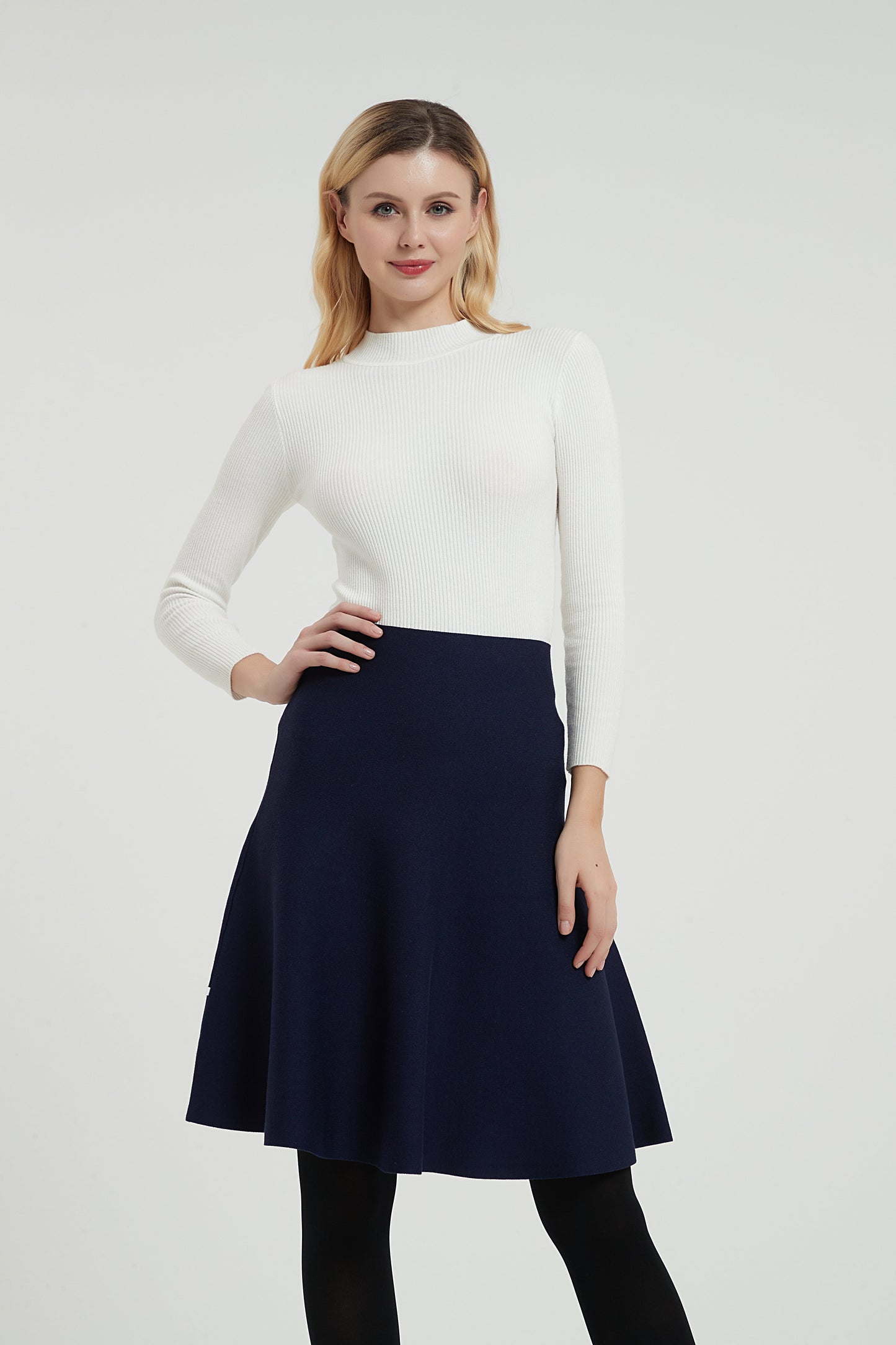 AMAZING MM SKIRT - YEAR ROUND NAVY
