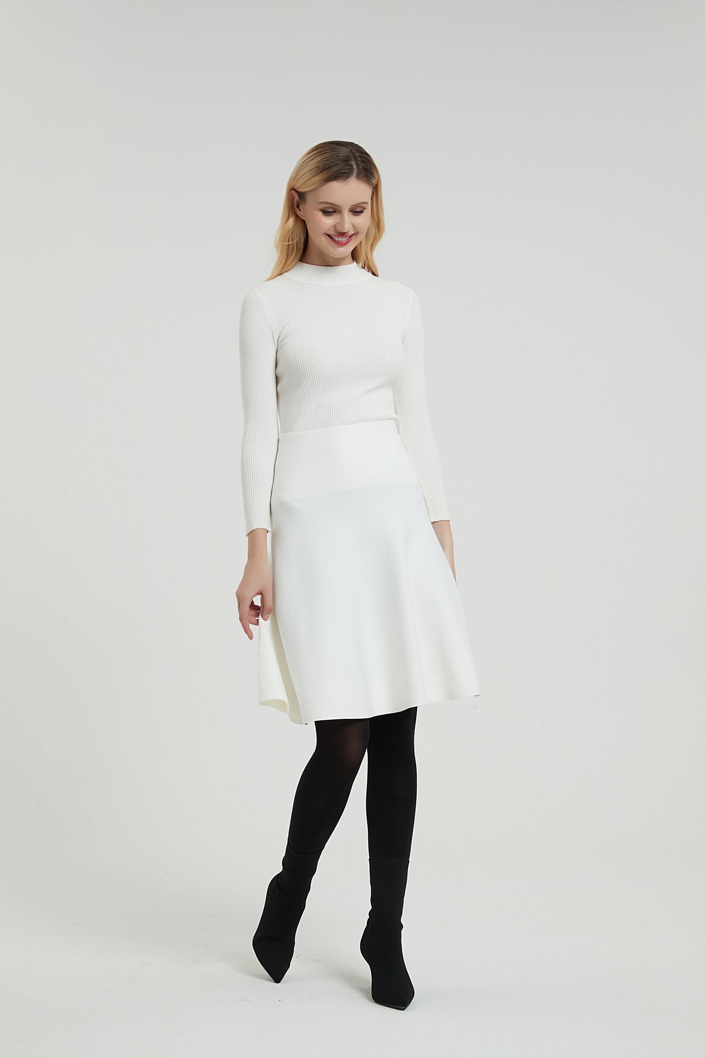 AMAZING MM SKIRT - YEAR ROUND CREAM