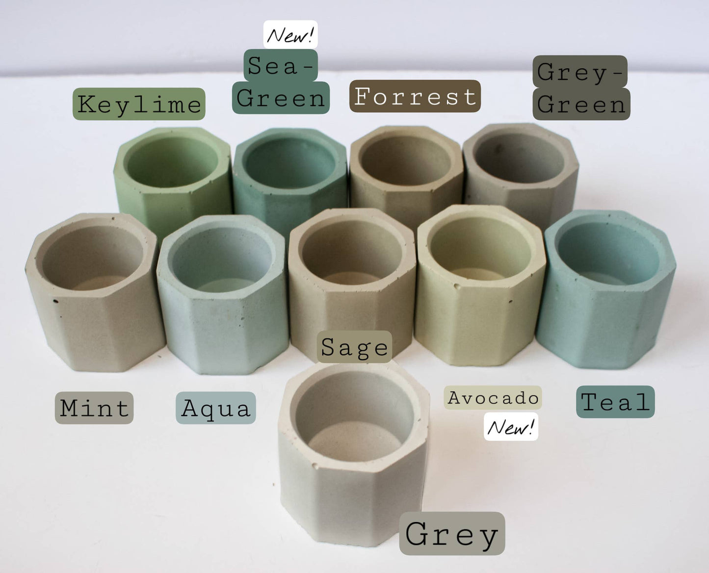 Mini Cement Match Holder with Strike Pad: Grey-green / Strike Pad Bottom + 50 matches