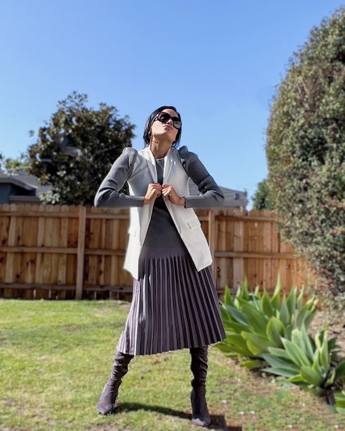 MM YEAR ROUND PLEATED - GREY