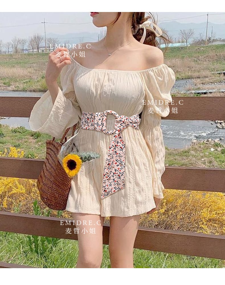 Floral belt