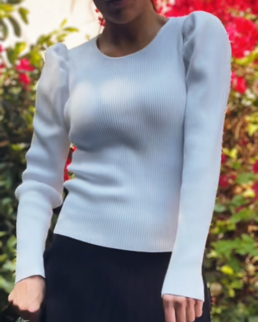 MM PUFFED SLEEVE RIBBED TOP