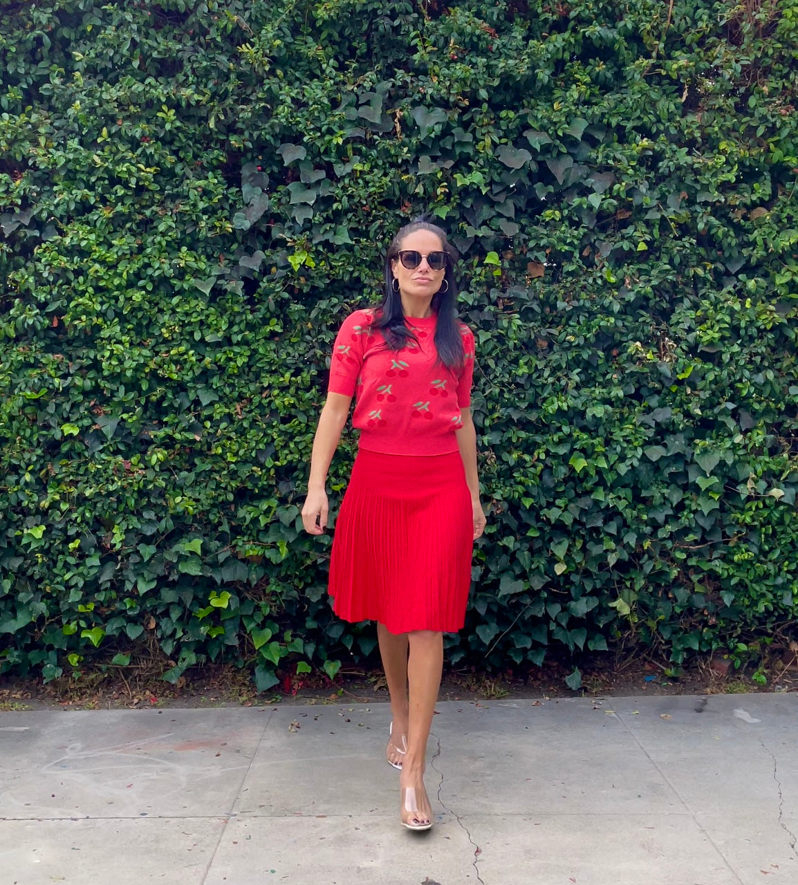 MM YEAR ROUND PLEATED - RED