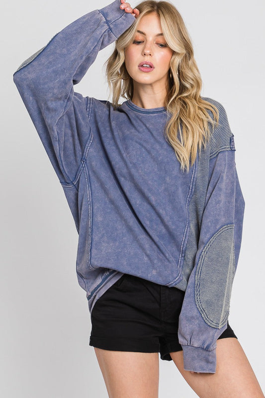 DENIM WASH VINTAGE PATCHES SWEATSHIRT
