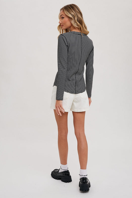 HENLEY SNAP FRONT T