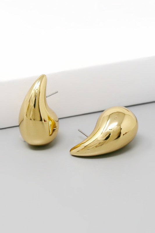 TEAR DROP EARRINGS