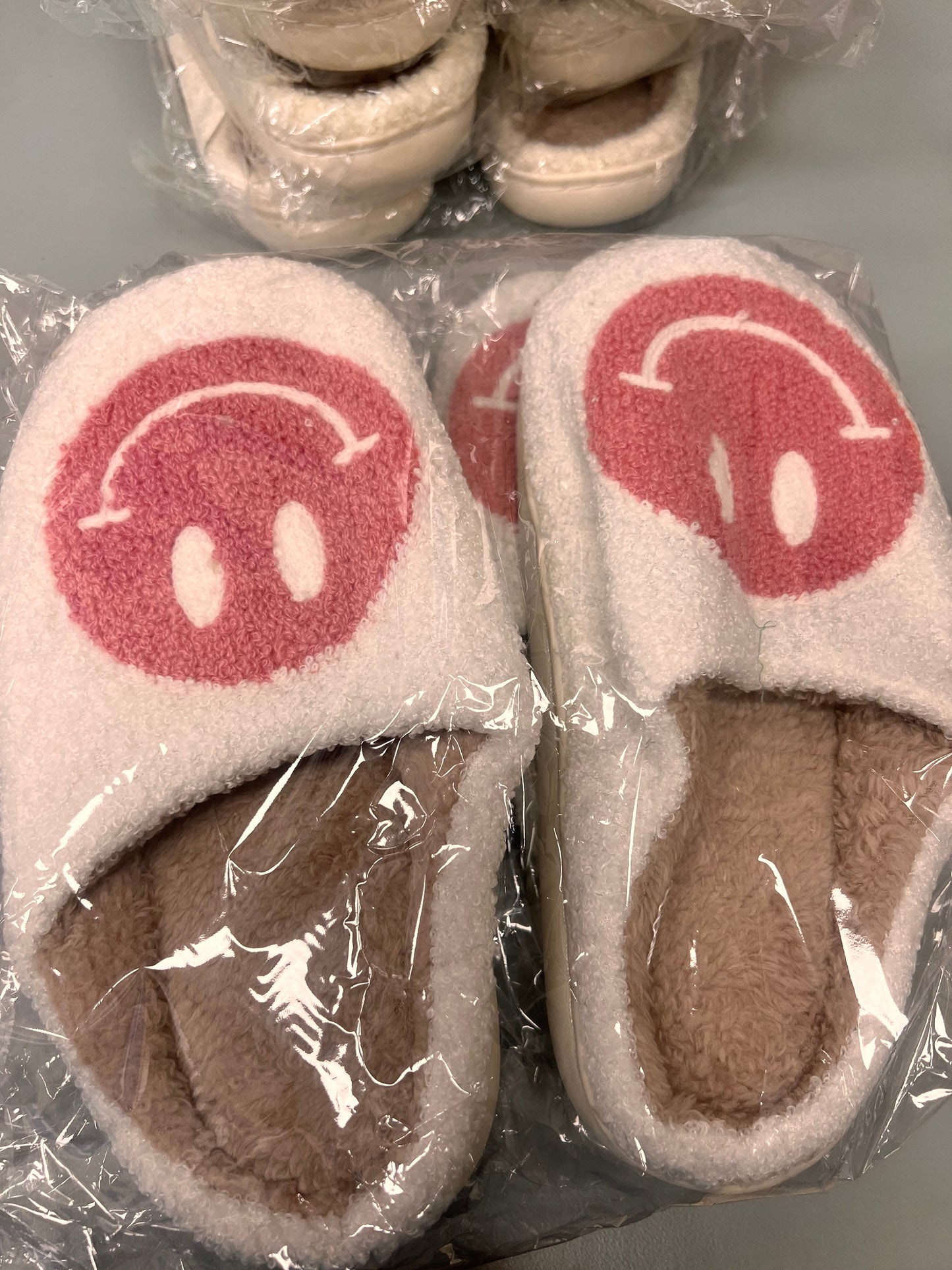 COZY LOUNGE SLIPPERS
