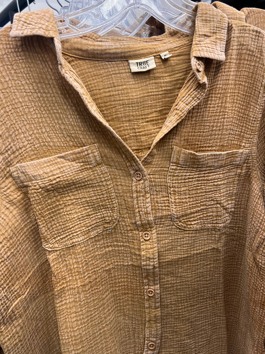 WASHED BUTTON UP SHIRT