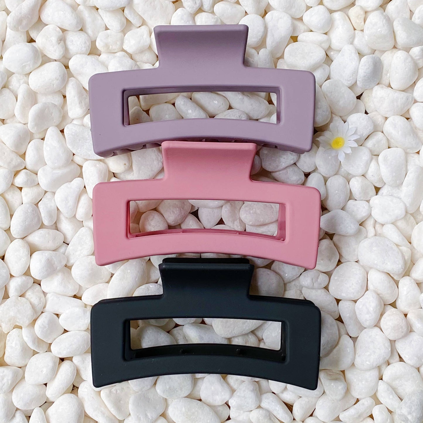 Monotone Hair Claw Set: Cream