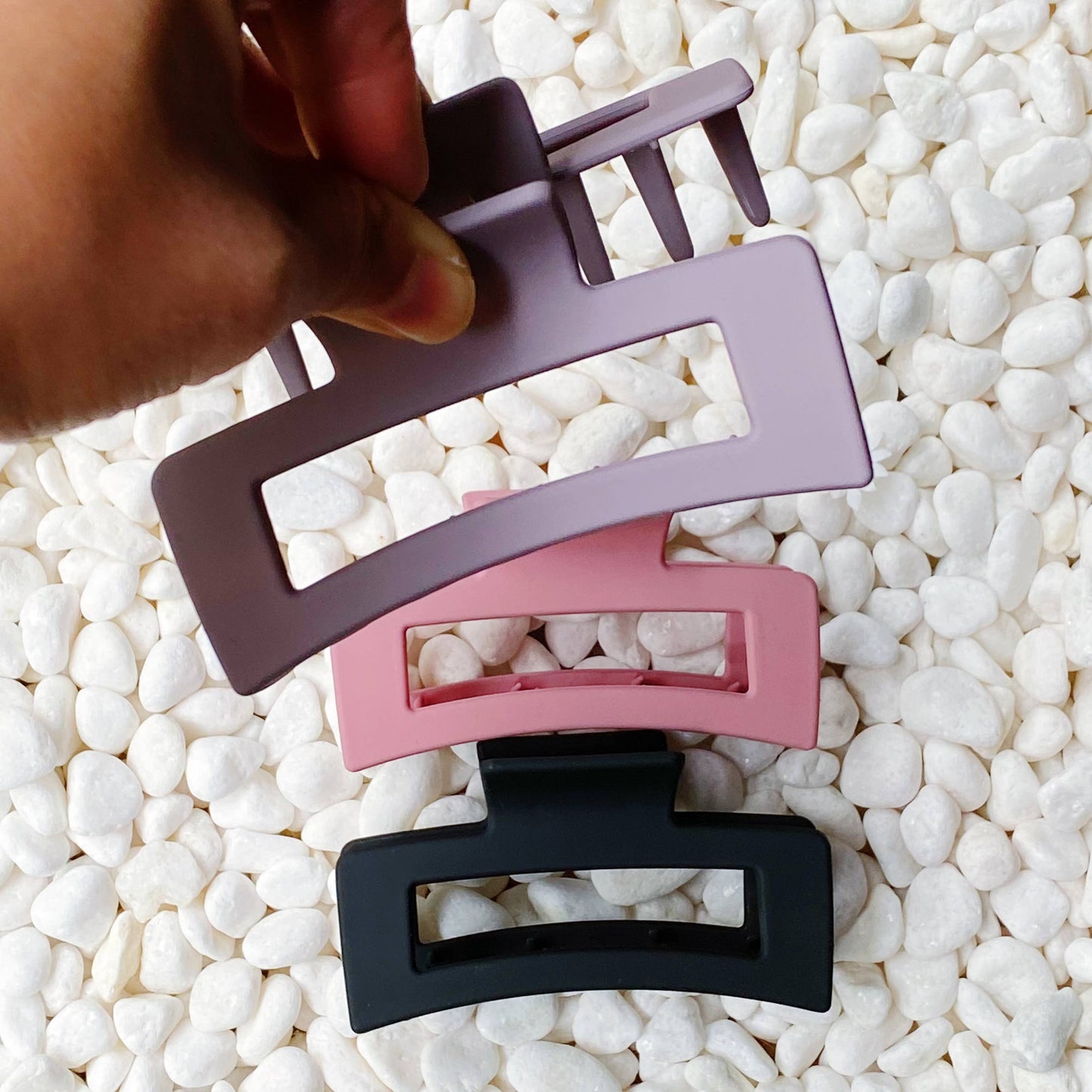 Monotone Hair Claw Set: Cream