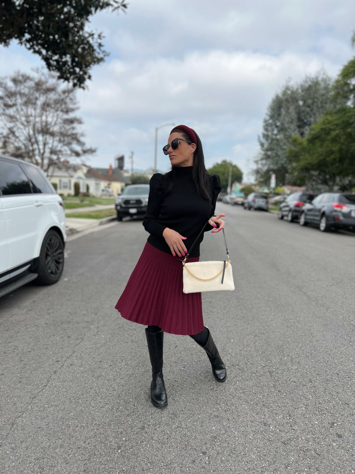 MM YEAR ROUND PLEATED - MAROON