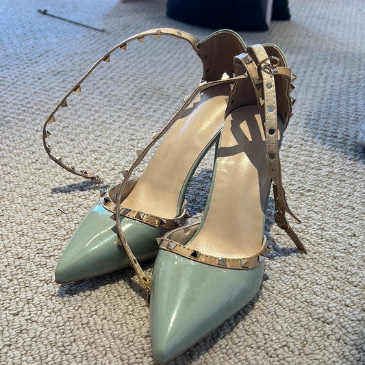 Mint Heels