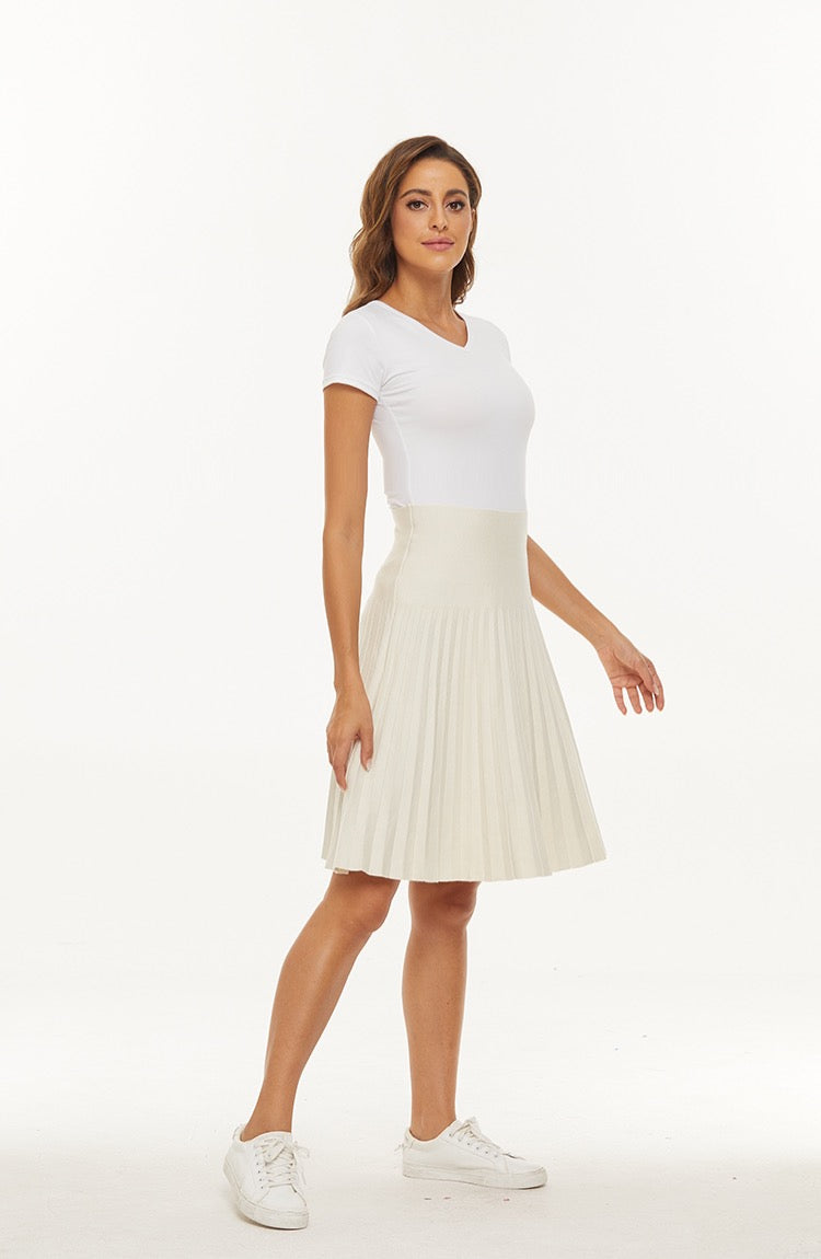 MM YEAR ROUND PLEATED - CREAM