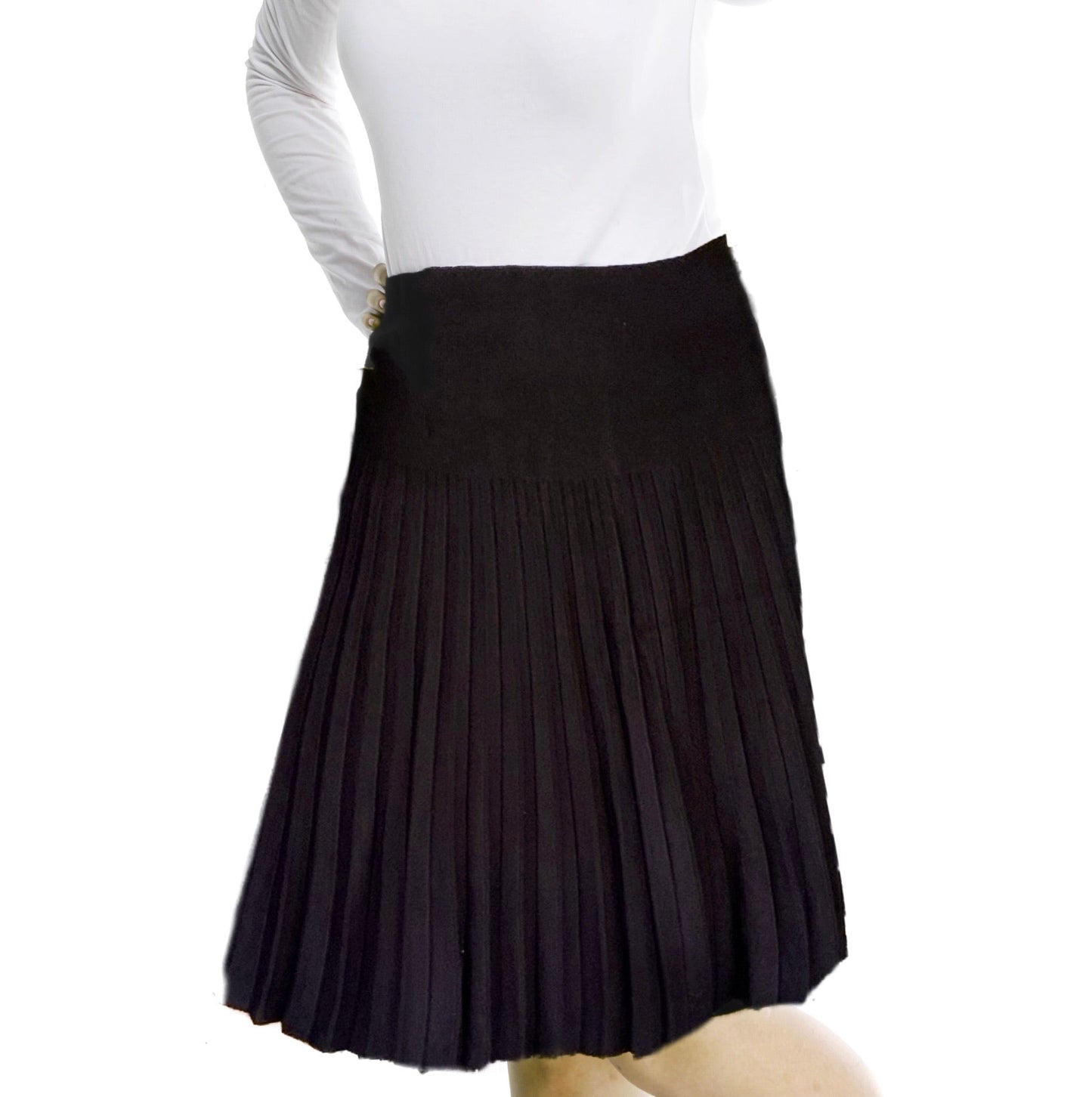 MM YEAR ROUND PLEATED - BLACK